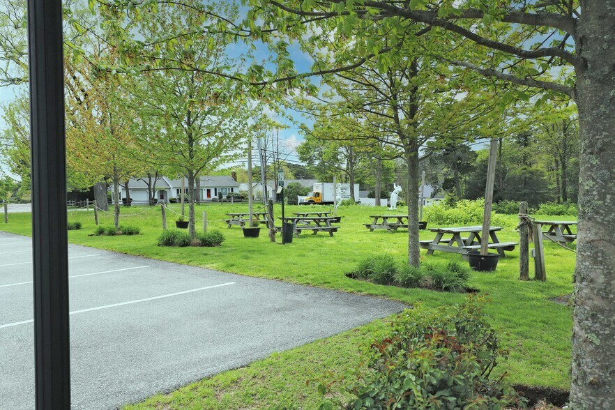 More Photos Of 876 E Falmouth Hwy, Ea Falmouth General Retail For Sale