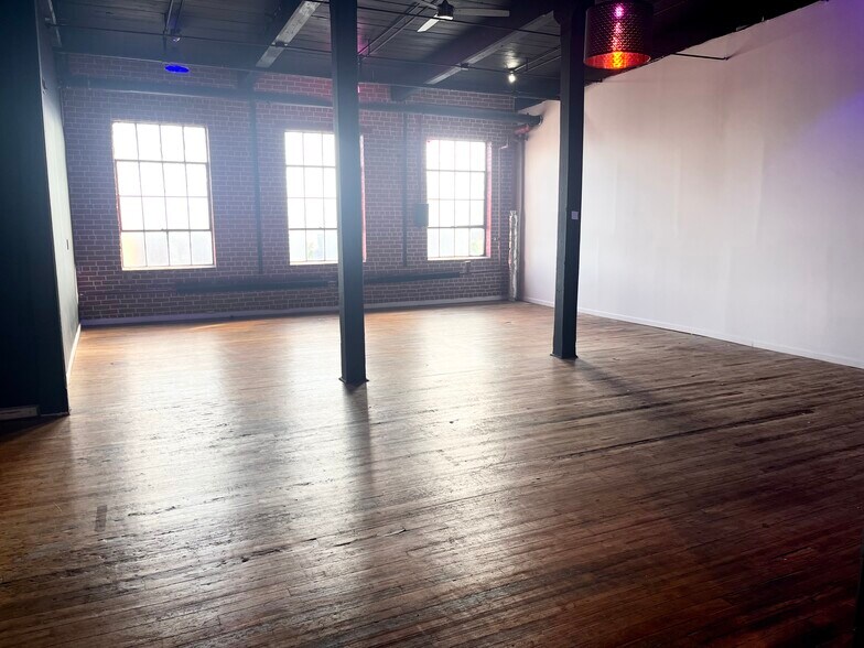 More Photos Of 955 Connecticut Ave, Bridgeport Unknown For Lease