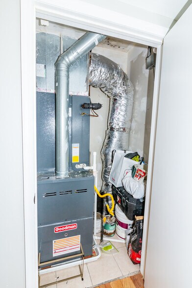 More Photos Of 1736 W North Ave, Baltimore Restaurant For Sale