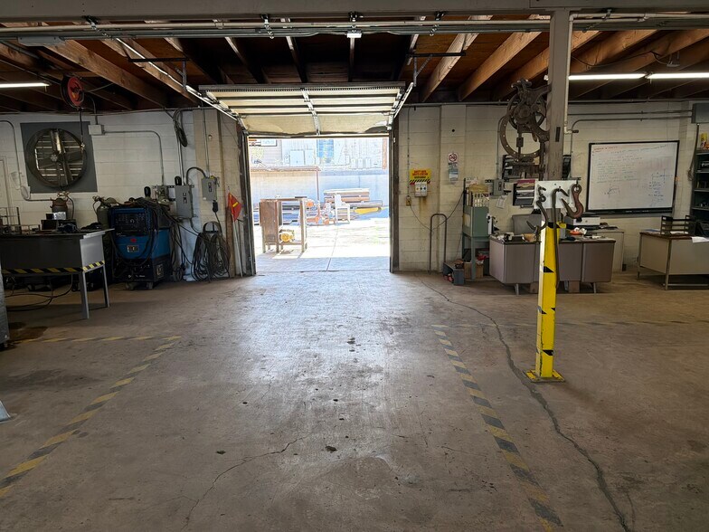 More Photos Of 3122-3144 E Columbia St, Tucson Research And Development For Sale