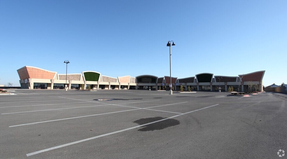 More Photos Of 2270 Joe Battle Blvd, El Paso Storefront Retail Office For Lease