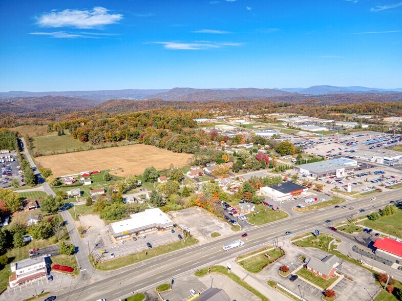 More Photos Of 2140 Roanoke St, Christiansburg Land For Sale