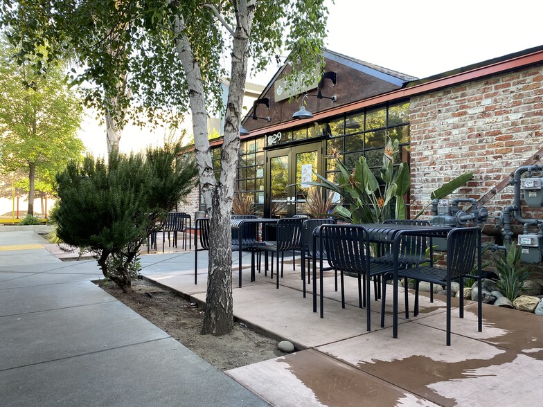 More Photos Of 1816-1828 29th St, Sacramento Storefront For Lease