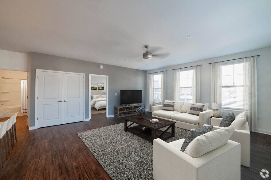 More Photos Of 4815 Market Green Pl W, Lakeland Apartments For Sale