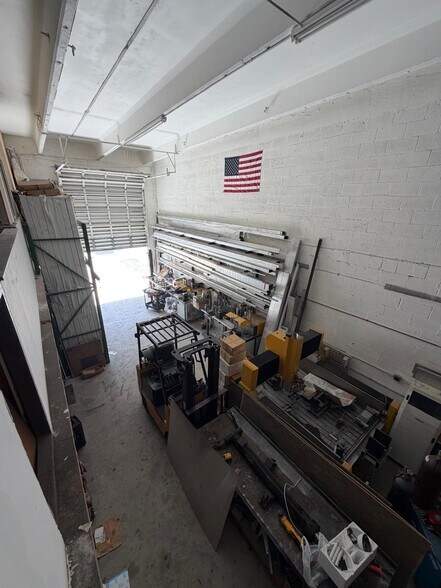 More Photos Of 4640 NW 133rd St, Opa Locka Warehouse For Sale