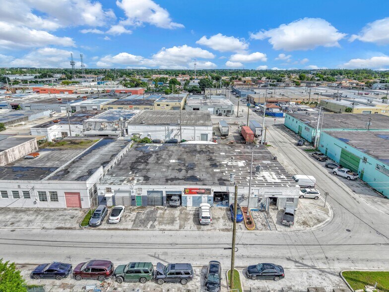 More Photos Of 205 W 22nd St, Hialeah Warehouse For Sale