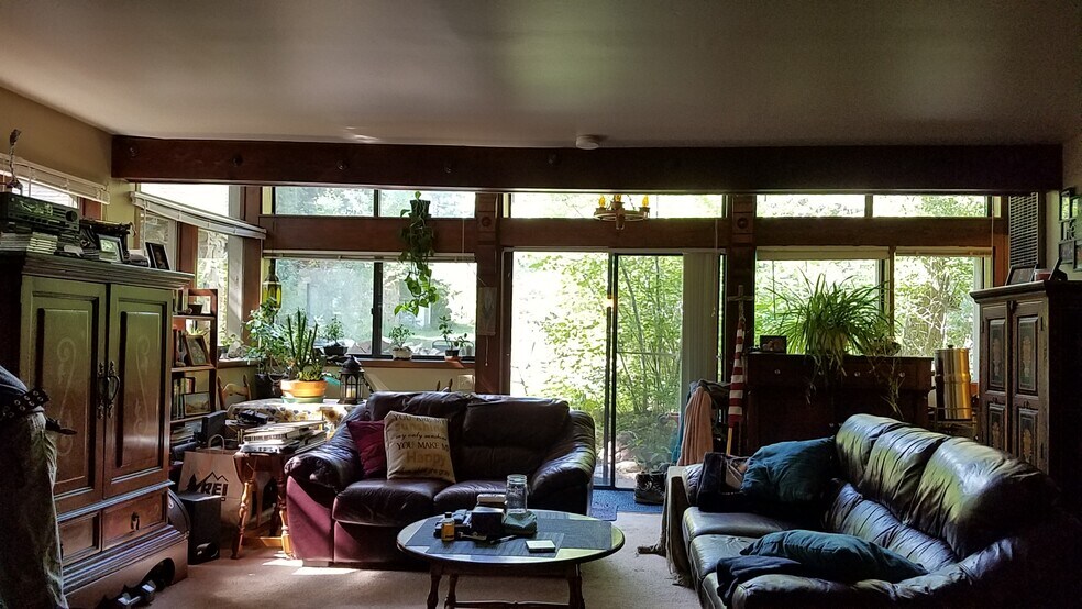 More Photos Of 3303 Chicago Creek Rd, Idaho Springs Hotel For Sale