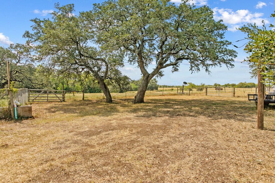 More Photos Of 1408 State Park Rd, Lockhart Land For Sale