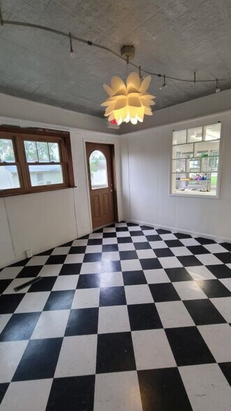 More Photos Of 3653 Murdoch Ave, Parkersburg General Retail For Sale