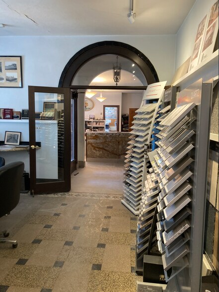 More Photos Of 1085 E Delavan Ave, Buffalo Warehouse For Sale