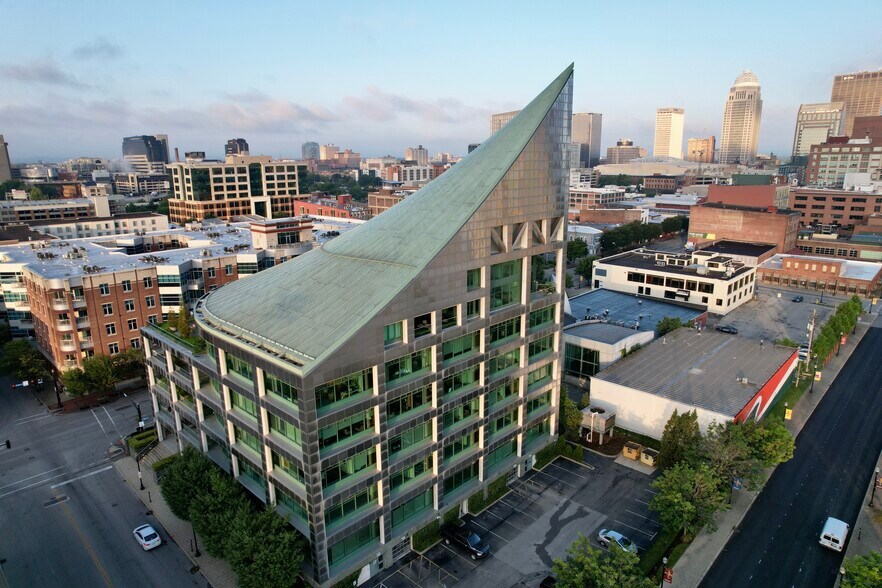 More Photos Of 333 E Main St, Louisville Office For Sale