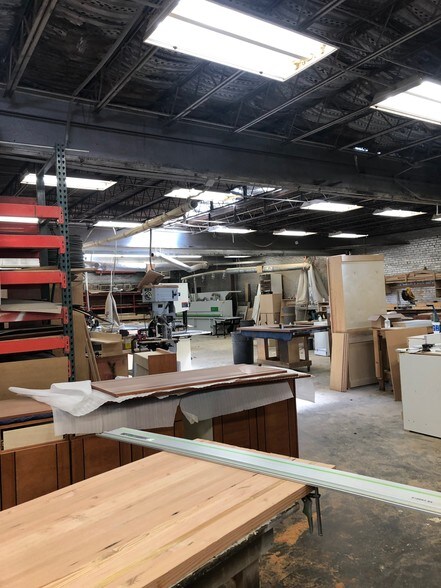 More Photos Of 512 SW 3rd St, Oklahoma City Industrial For Lease