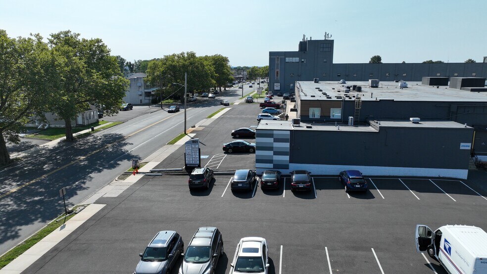 More Photos Of 1727-1801 Union Blvd, Allentown Warehouse For Lease