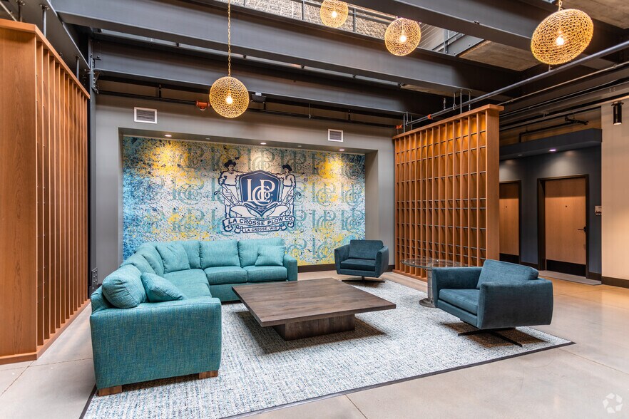 More Photos Of 525 2nd St, La Crosse Unknown For Lease