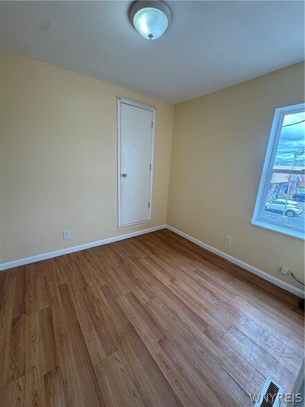 More Photos Of 2501 Pine Ave, Niagara Falls Storefront Retail Residential For Sale
