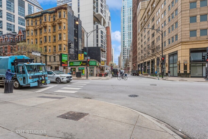 More Photos Of 806 N Rush St, Chicago General Retail For Sale