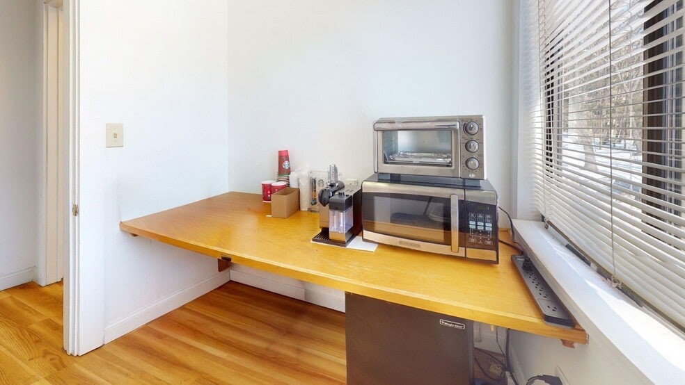 More Photos Of 11-15 John St, Newton Office Residential For Lease