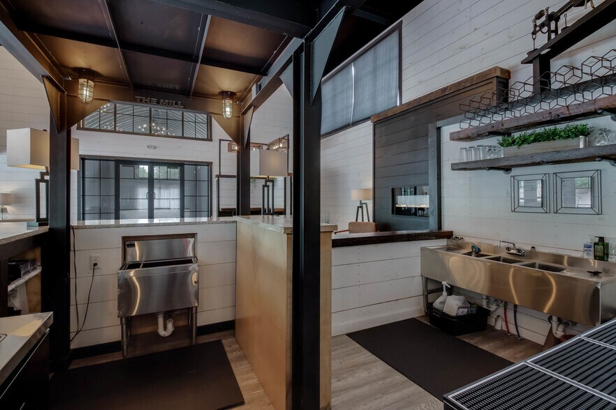 More Photos Of 646 Banks St, Chetek Specialty For Sale