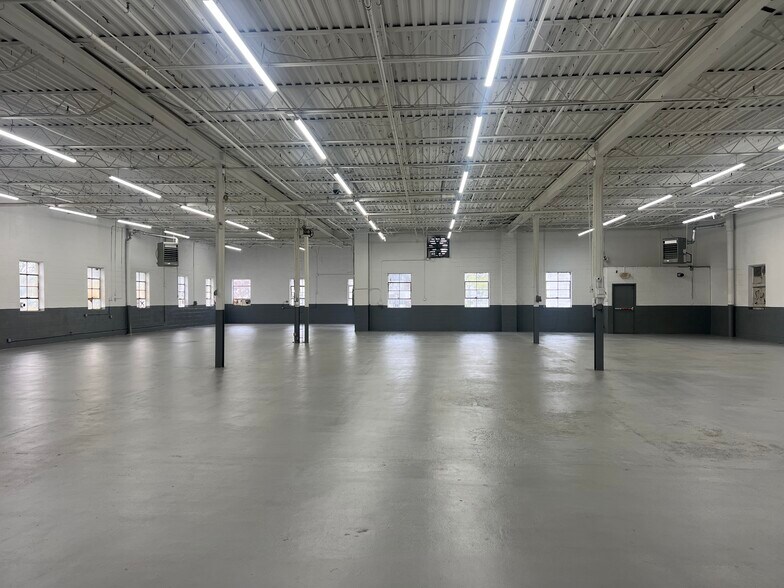 More Photos Of 514 Union Ave, Mount Vernon Industrial For Sale