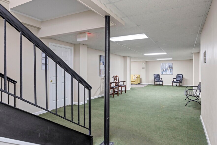 More Photos Of , Waynesboro Office For Sale