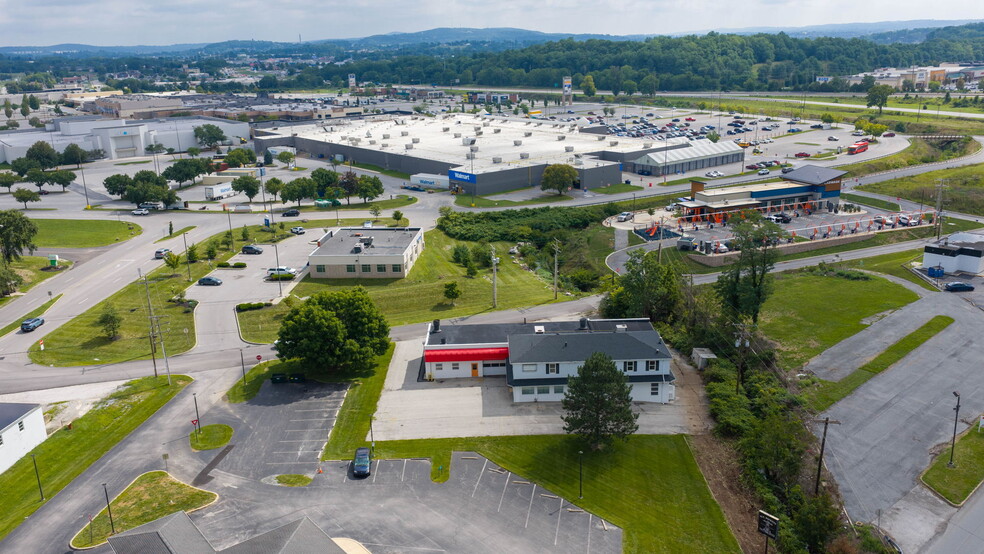 More Photos Of 1475 Carlisle Rd, York General Retail For Sale