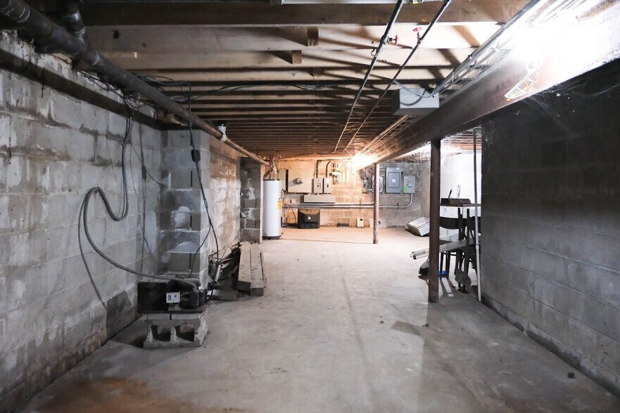 More Photos Of 985 S Clinton Ave, Rochester Restaurant For Sale