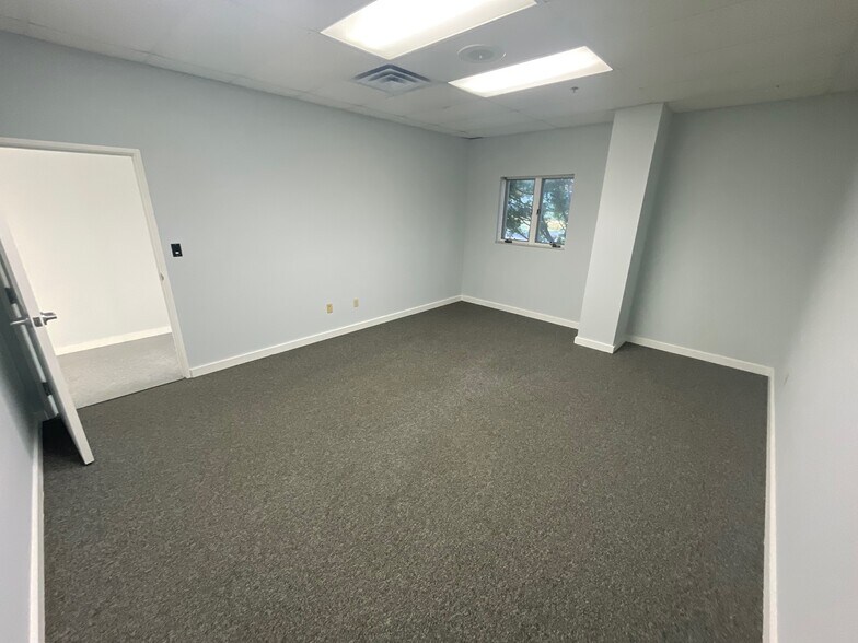 More Photos Of 2291 Traversefield Dr, Traverse City Manufacturing For Lease