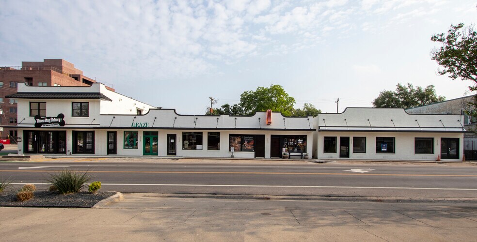 More Photos Of 1129-1131 E 11th St, Houston Storefront For Lease