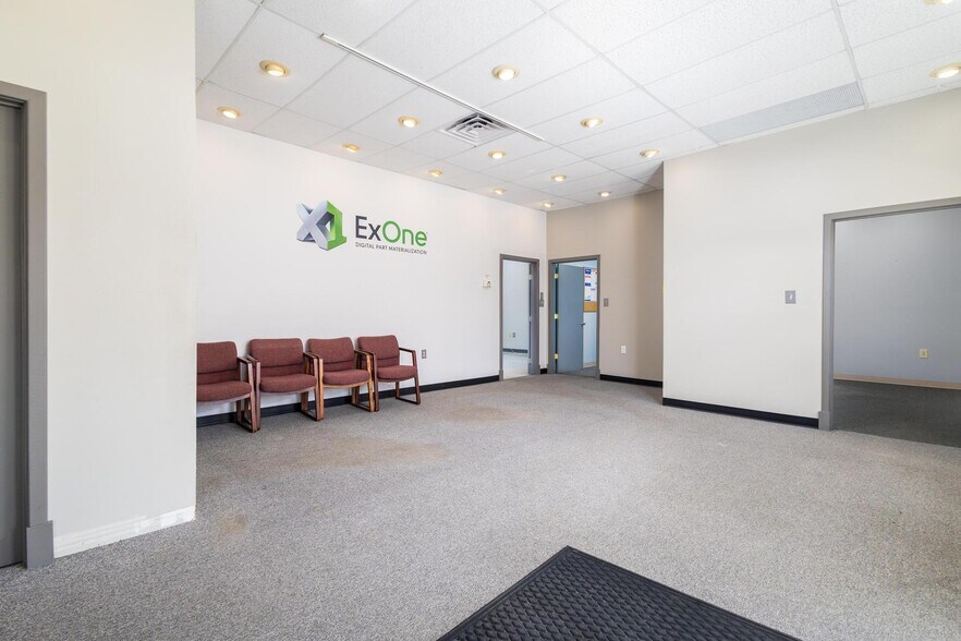 More Photos Of 66850 Executive Dr, Saint Clairsville Warehouse For Lease