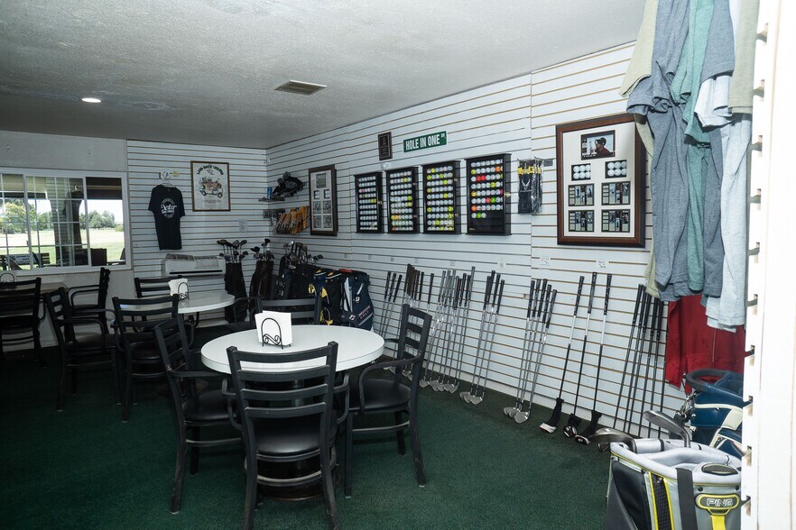 More Photos Of 510 W Visalia Rd, Exeter Golf Course Driving Range For Sale