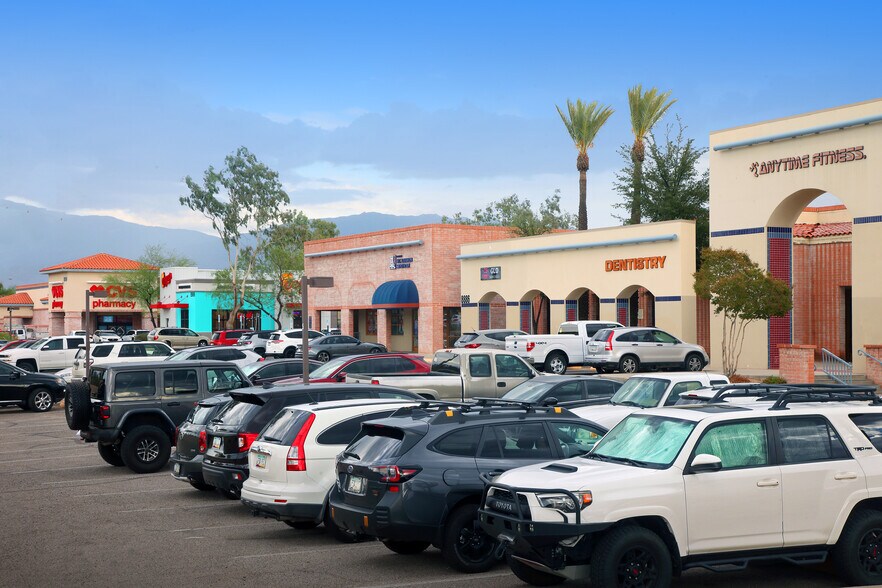 Primary Photo Of 8800-9165 E Tanque Verde Rd, Tucson Storefront For Sale