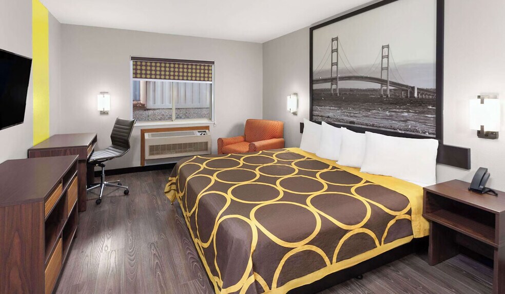 More Photos Of 425 S West St, Olney Hotel For Sale