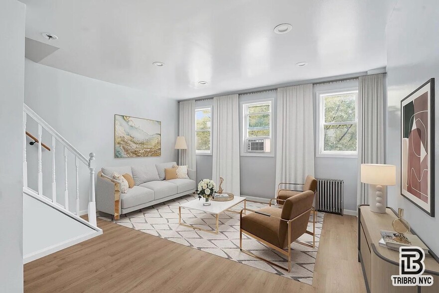 More Photos Of 126 Hall St, Brooklyn Apartments For Sale