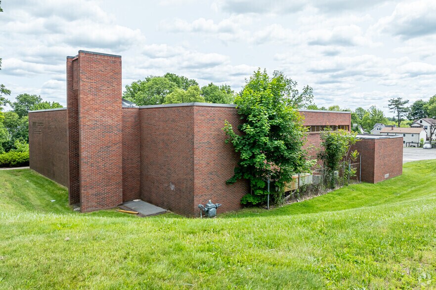 More Photos Of 655 East St, New Britain Religious Facility For Sale