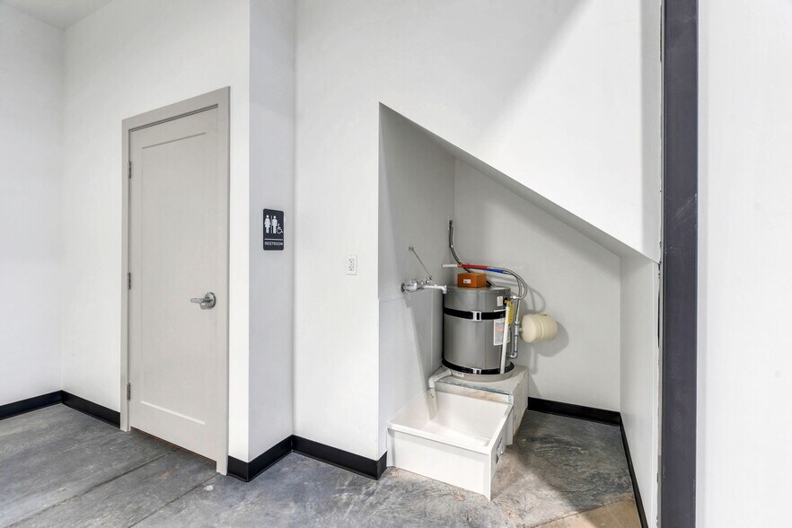 More Photos Of 3542 N Main St, Spanish Fork Warehouse For Lease