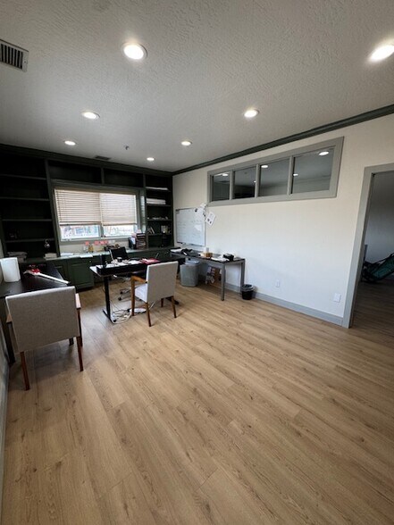 More Photos Of 2064 Prospector Ave, Park City Medical For Sale