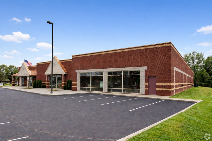 More Photos Of 907 W Main St, Lebanon Storefront Retail Office For Lease