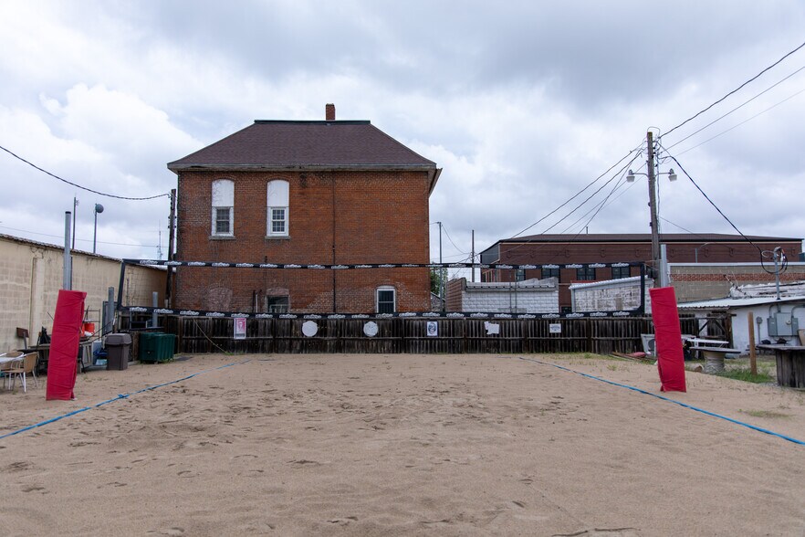 More Photos Of 141 W 7th St, North Bend Bowling Alley For Sale