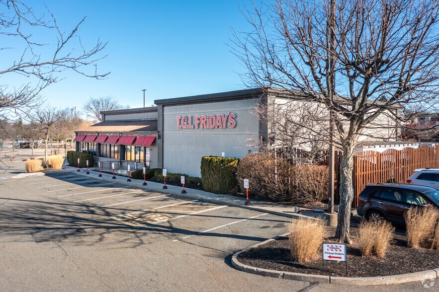 More Photos Of 495 Prospect Ave, West Orange Unknown For Lease