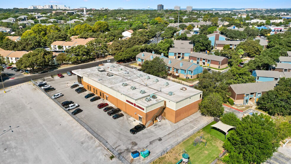 More Photos Of 7700 Torino St, San Antonio Office For Sale