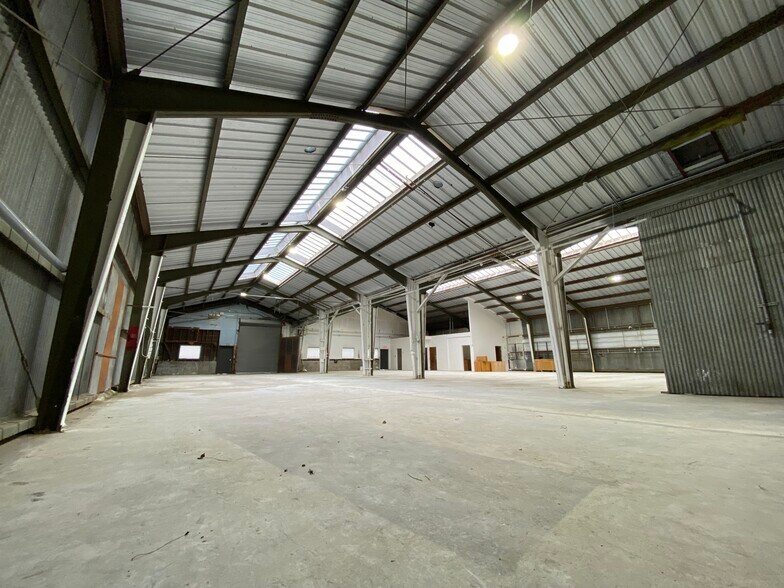 More Photos Of 1355 Fitzgerald Ave, San Francisco Warehouse For Sale