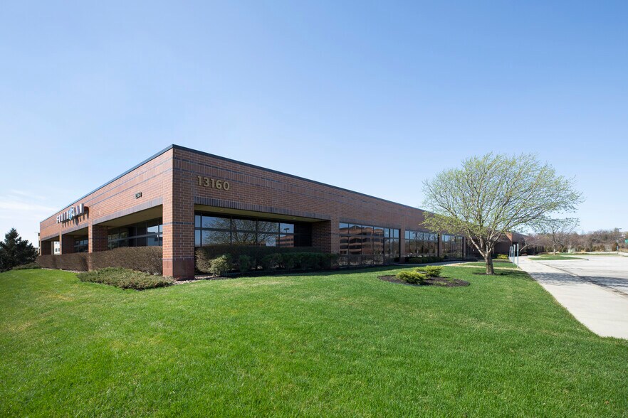 More Photos Of 13160 Foster St, Overland Park Office For Lease