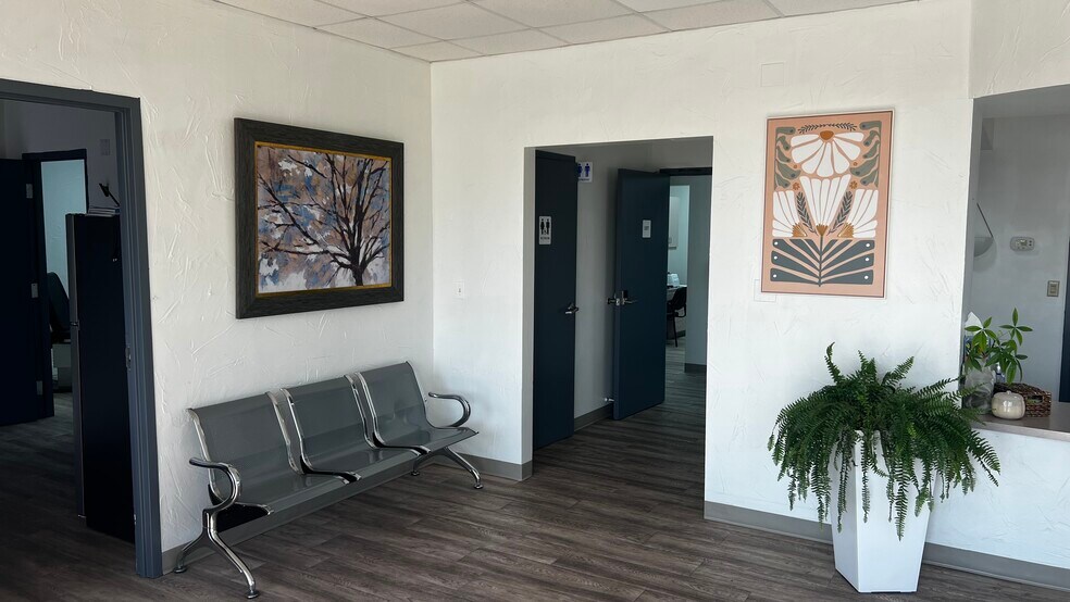 More Photos Of 4301 Saturn Rd, Garland Unknown For Lease