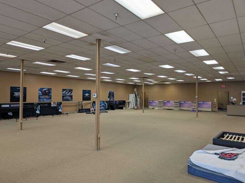 More Photos Of 7029-7055 El Camino Real, Atascadero Unknown For Lease