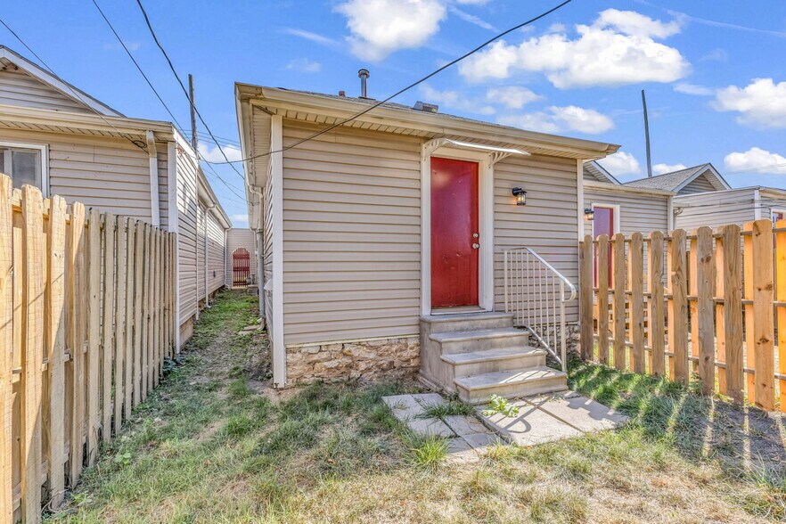 More Photos Of 642-654 W State St, Columbus Manufactured Housing Mobile Home Park For Sale