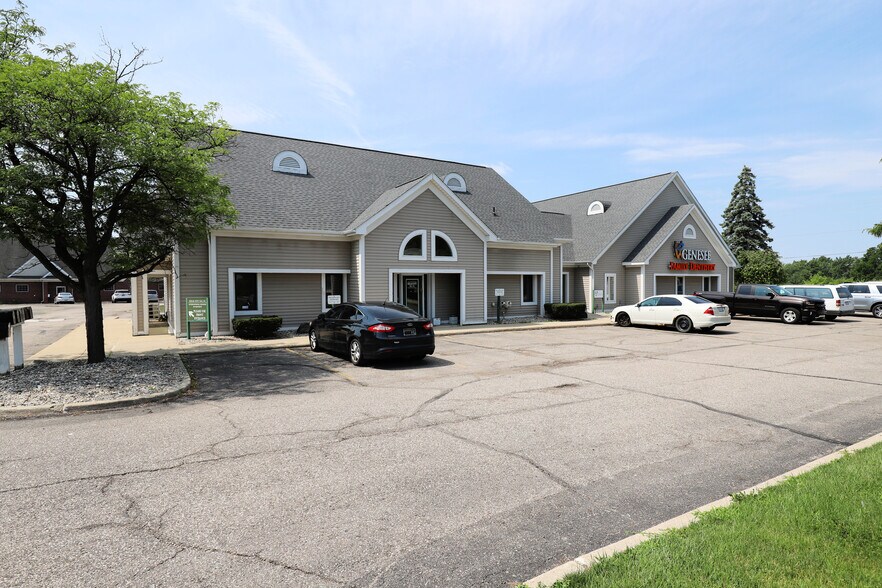 More Photos Of 3537 Beecher Rd, Flint Medical For Lease