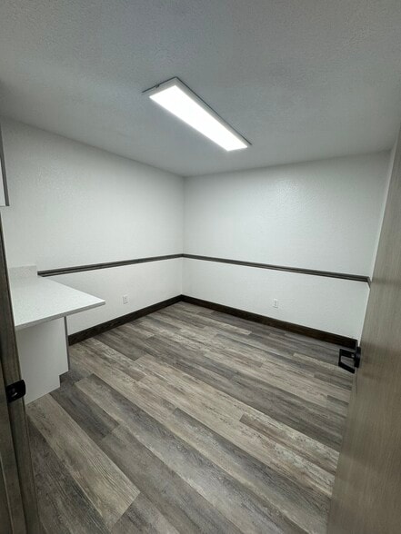 More Photos Of 301 Frontage Rd, Clermont Medical For Lease