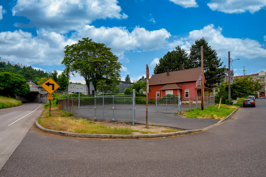 Primary Photo Of 0000 S Water Ave, Portland Land For Lease