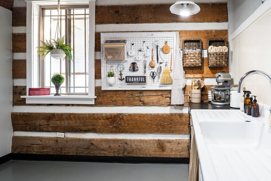 More Photos Of 7174 White Oak Valley Rd, Mc Donald Lodge Meeting Hall For Sale