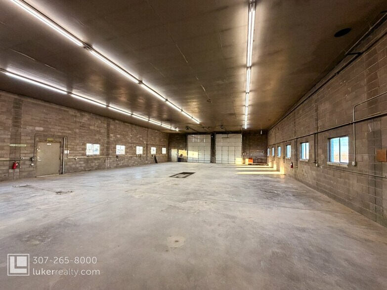 More Photos Of 2279 Six Mile Rd, Casper Distribution For Lease